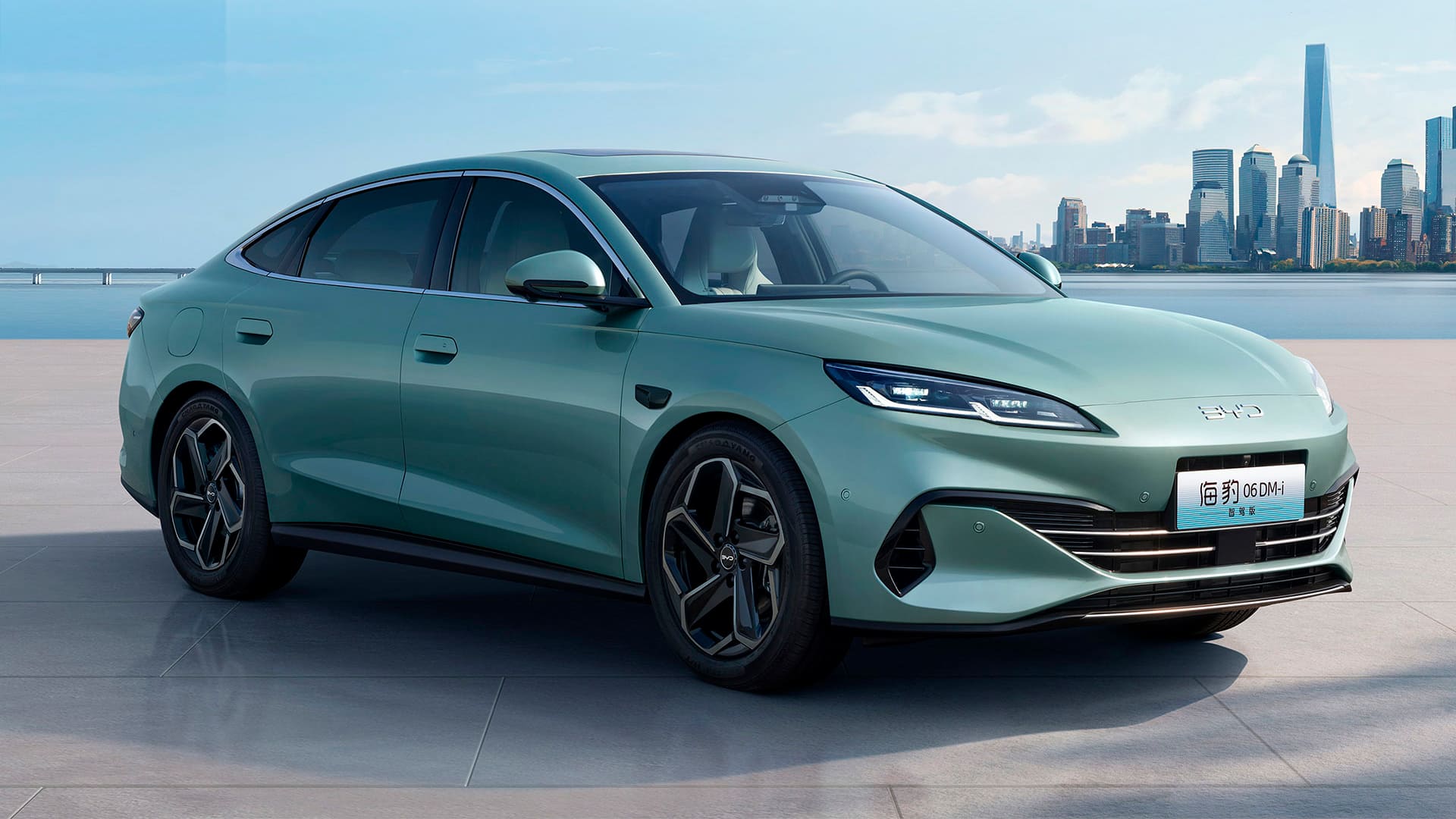 Гибридный автомобиль BYD Seal 06 DM-i